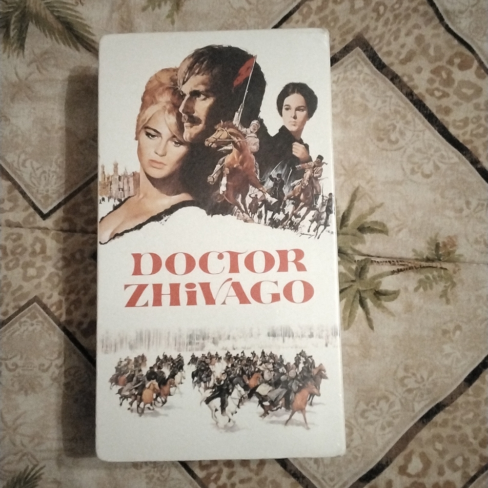 Doctor Zhivago Brand New Sealed VHS Tape 200min 28 min extras. PG 13
